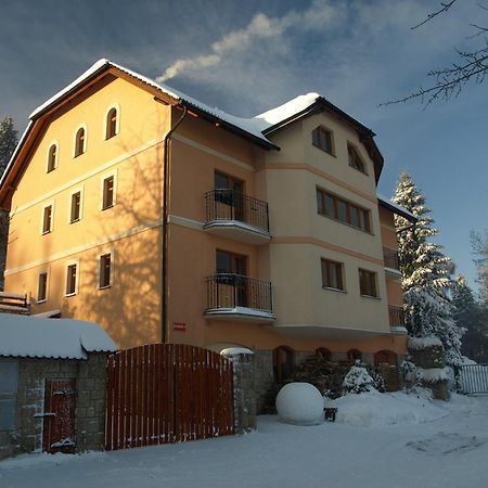 Pension Kral Jablonec nad Nisou Ngoại thất bức ảnh