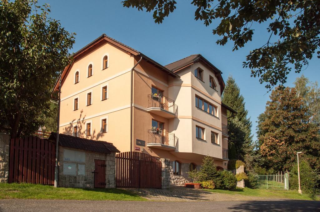 Pension Kral Jablonec nad Nisou Ngoại thất bức ảnh